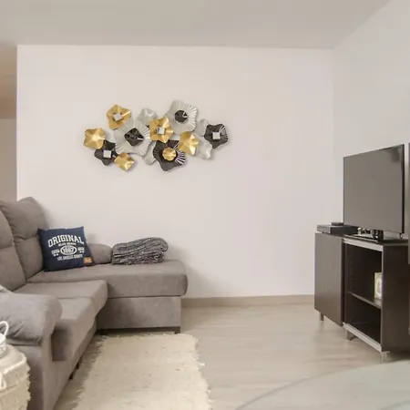 Apartman Casa Mirlo, Coqueto Con Terraza Y Jardin En Zona Tranquila *
